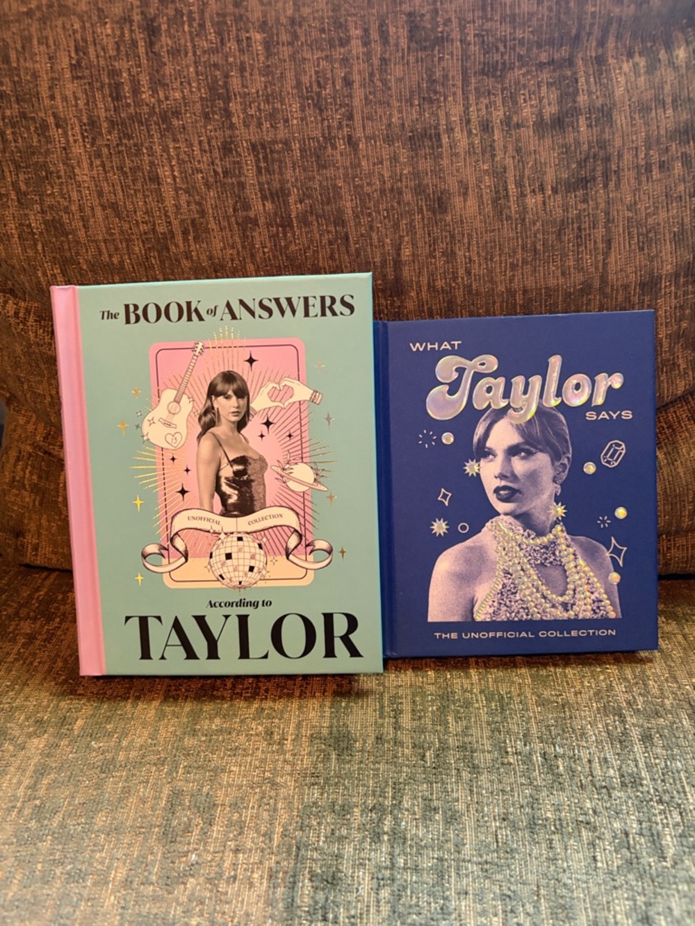 Taylor Swift teal and pink book set